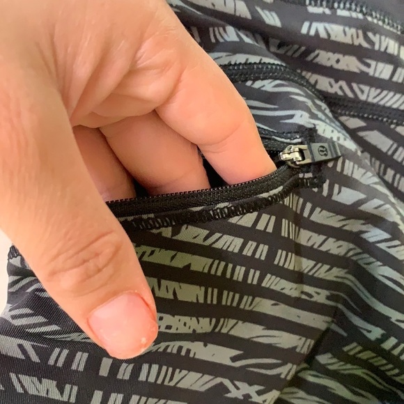 Lululemon Unique - Picture 6 of 7